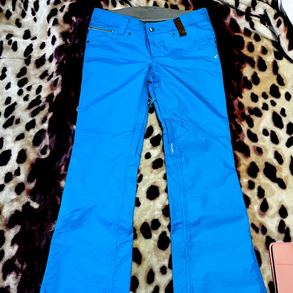 Womens Holden snowboarding pants size Large